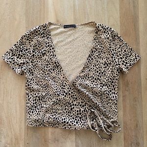 Brandy  Melville leopard top